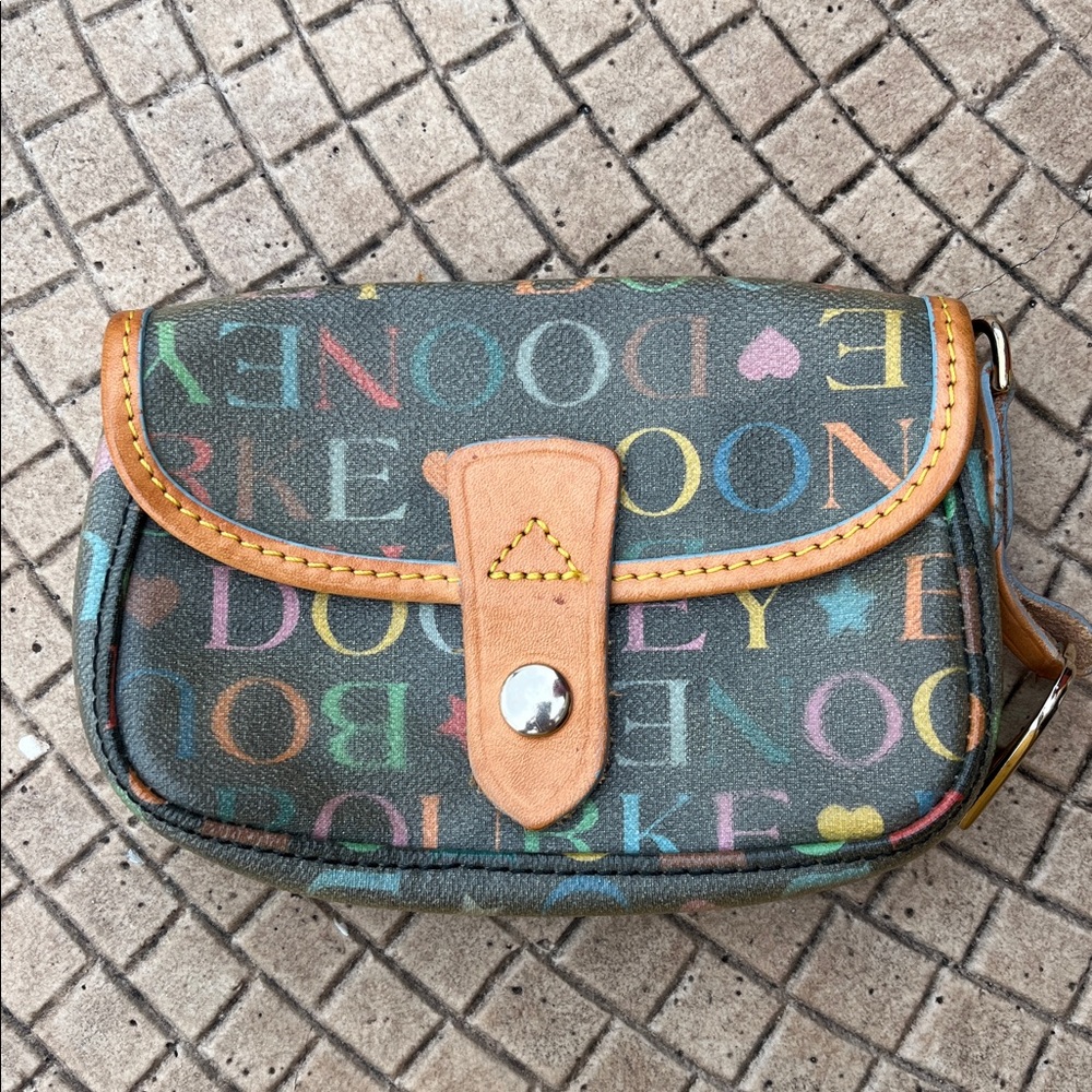 Authentic Vintage Dooney & Bourke Y2K wristlet